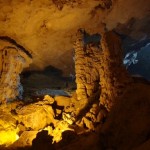 Ha Long Bay - Hang Sửng Số Höhle